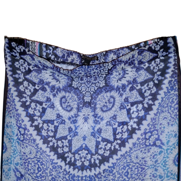 Mini skirt with sheer maxi overlay - Picture 2 of 9